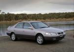 Toyota Camry Azura 2000 года